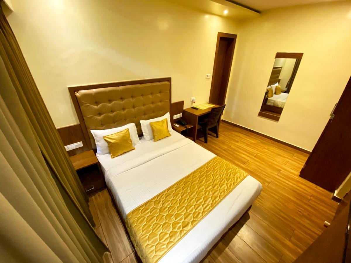 Hotel Pearl'S Bkc Inn- Near Trade Centre, Visa Consulate Βομβάη Εξωτερικό φωτογραφία
