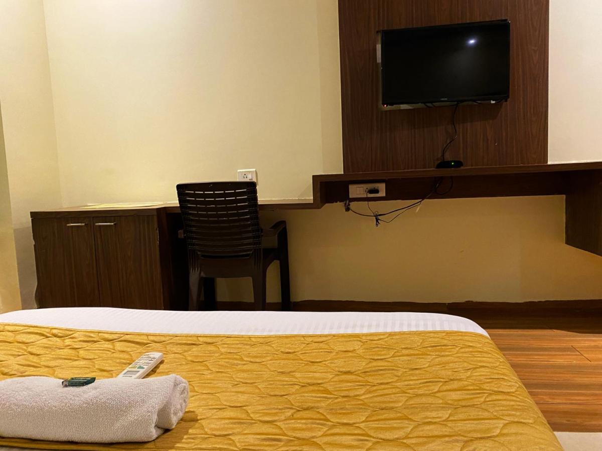 Hotel Pearl'S Bkc Inn- Near Trade Centre, Visa Consulate Βομβάη Εξωτερικό φωτογραφία